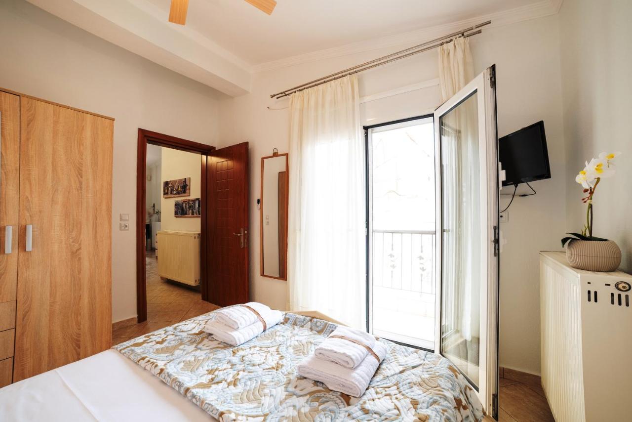Porto Ofrynio Central Deluxe Golden Apartment Ofrínion Zewnętrze zdjęcie