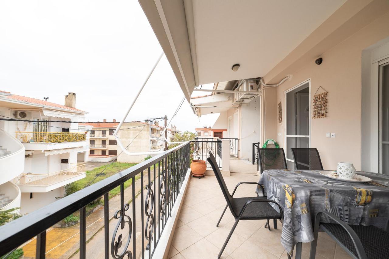 Porto Ofrynio Central Deluxe Golden Apartment Ofrínion Zewnętrze zdjęcie